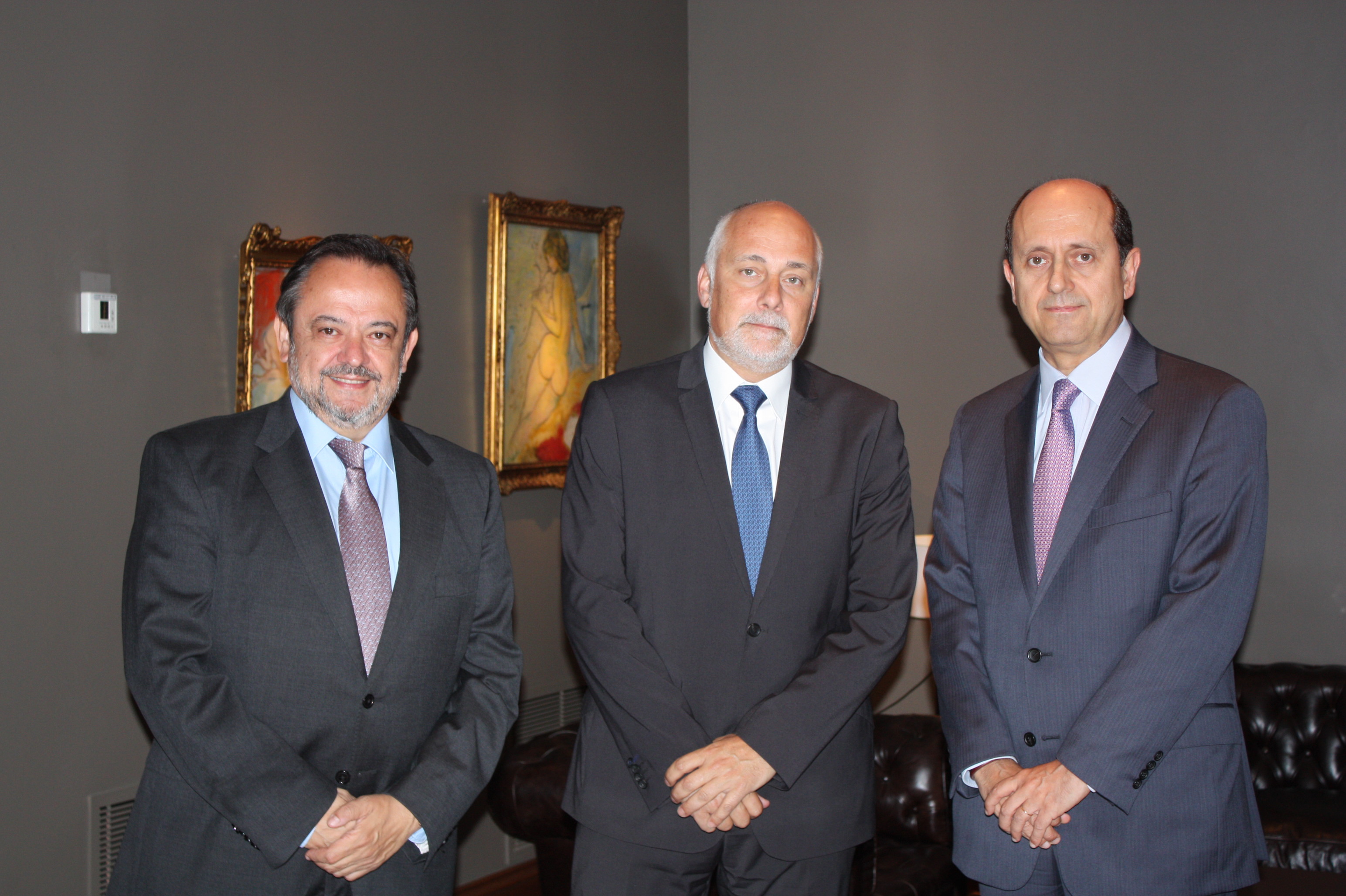 BBVA, Christian Terribas, el conseller delegat de l'ICF, Josep Ramon Sanromà, i el conseller delegat d'Avalis , Josep Lores2